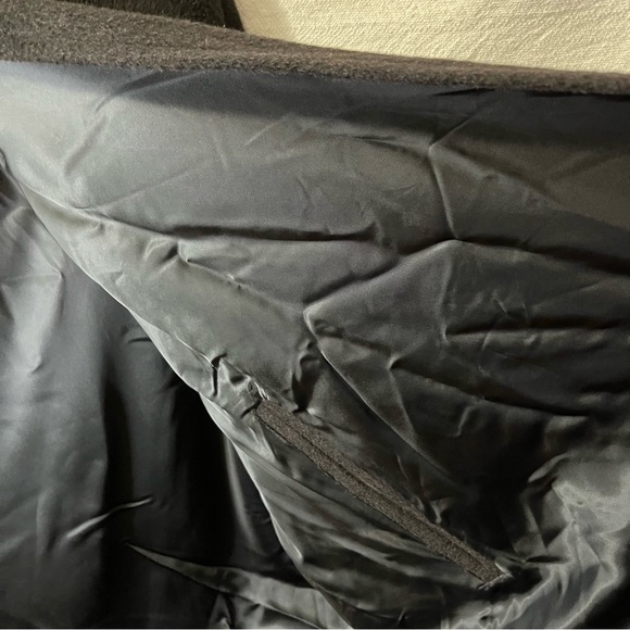 Alpaca Wool Cape for the ultimate dramatic collection! - Picture 6 of 12